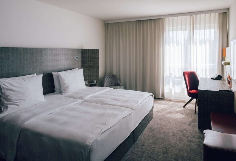 スタンダードルーム, Pentahotel Wiesbaden