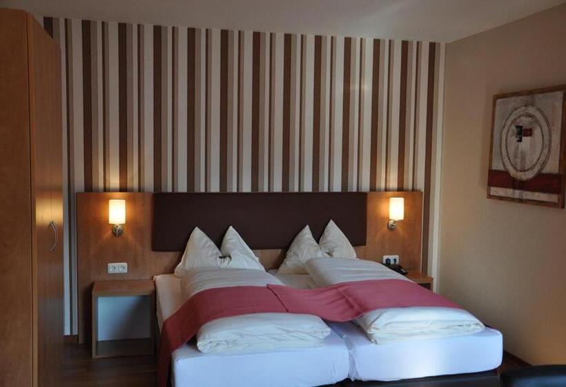 标准间, Restaurant Zum Schwan