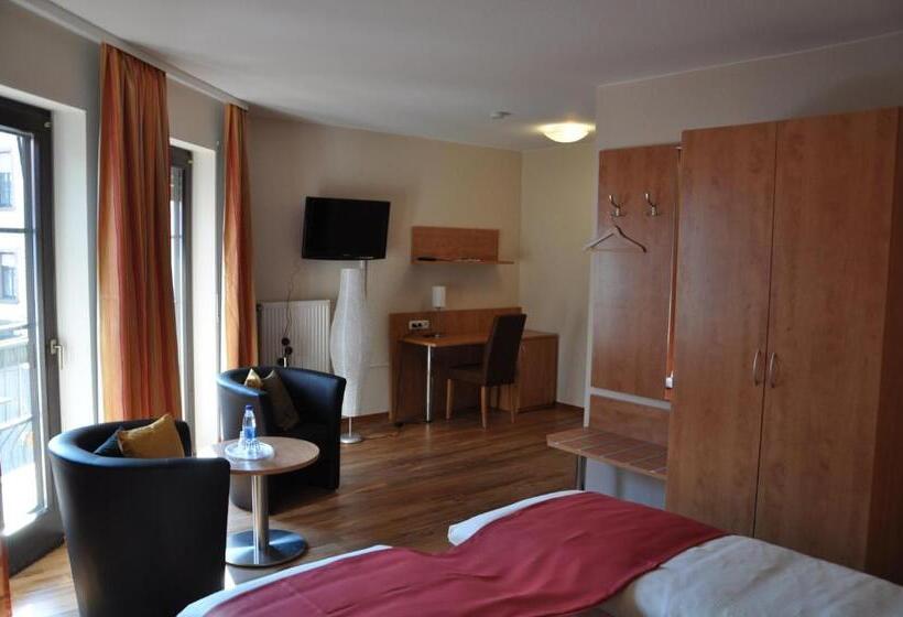 标准间, Restaurant Zum Schwan