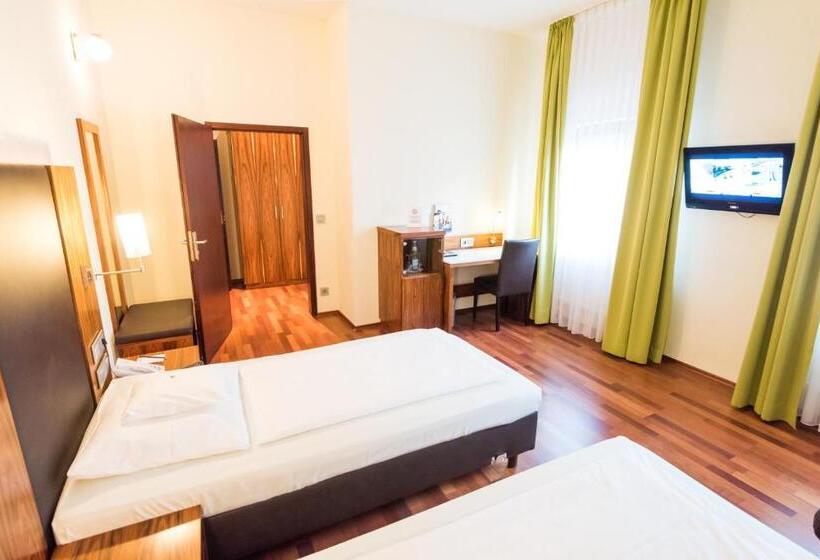Номер Комфорт, Stuttgart 21