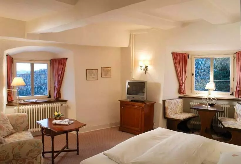 Standard Room, Und Restaurant Burg Schnellenberg