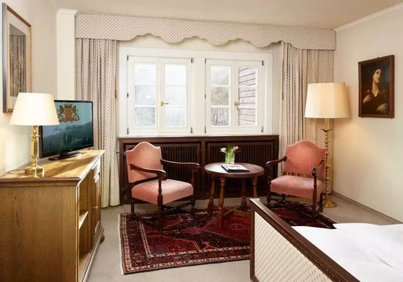 Standard Room, Und Restaurant Burg Schnellenberg