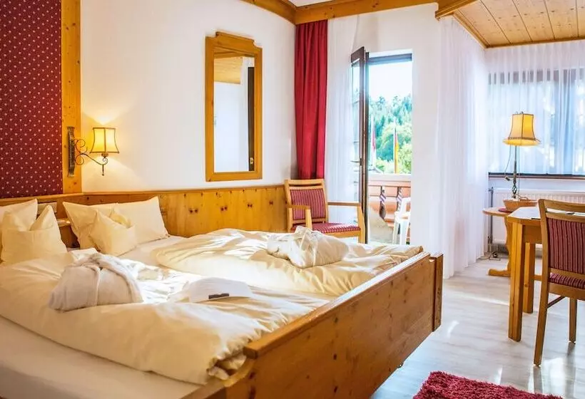 اتاق سوپریور با بالکن, Vital  Und Wellnesshotel Albblick