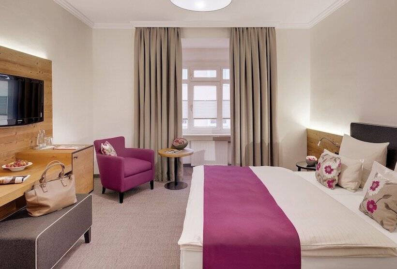 コンフォートルーム, Alpen Hotel München