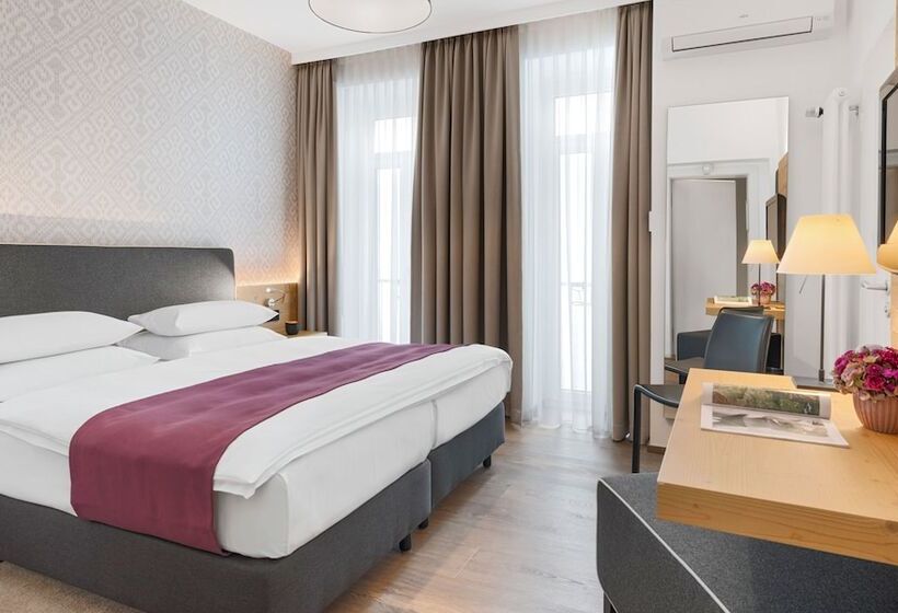 コンフォートルーム, Alpen Hotel München