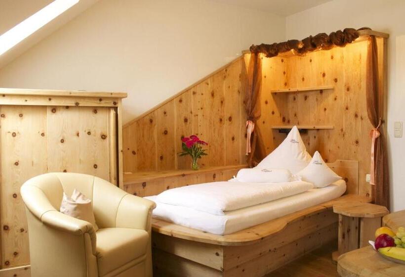 スタンダードシングルルーム, Alpenhof