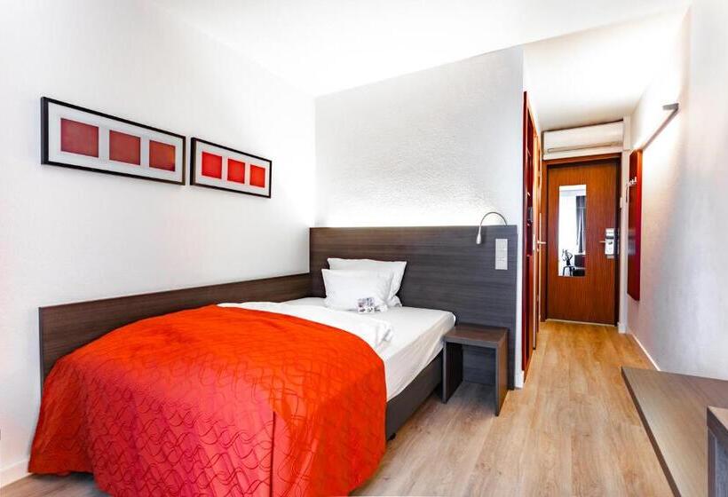 غرفة كومفورت فردية, Art & Business