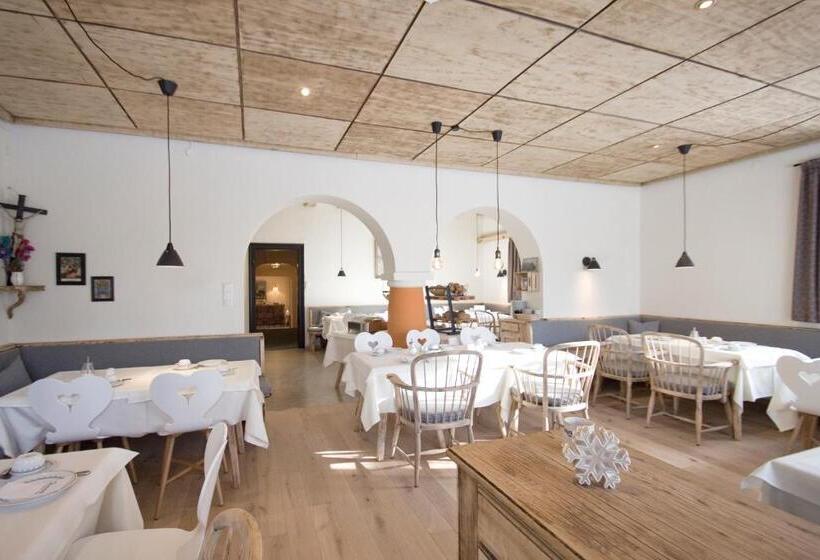 غرفة عائلية, Bavaria Bio