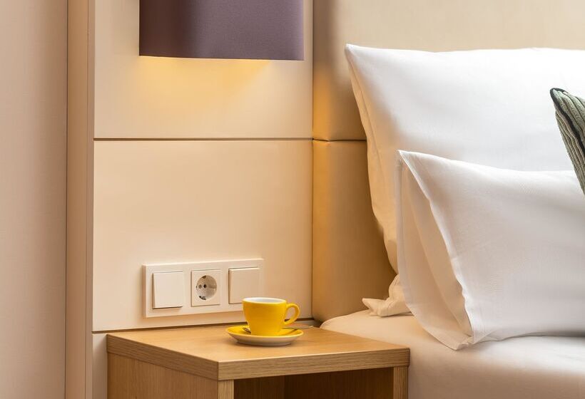 Camera Deluxe, Boutique Hotel Atrium München