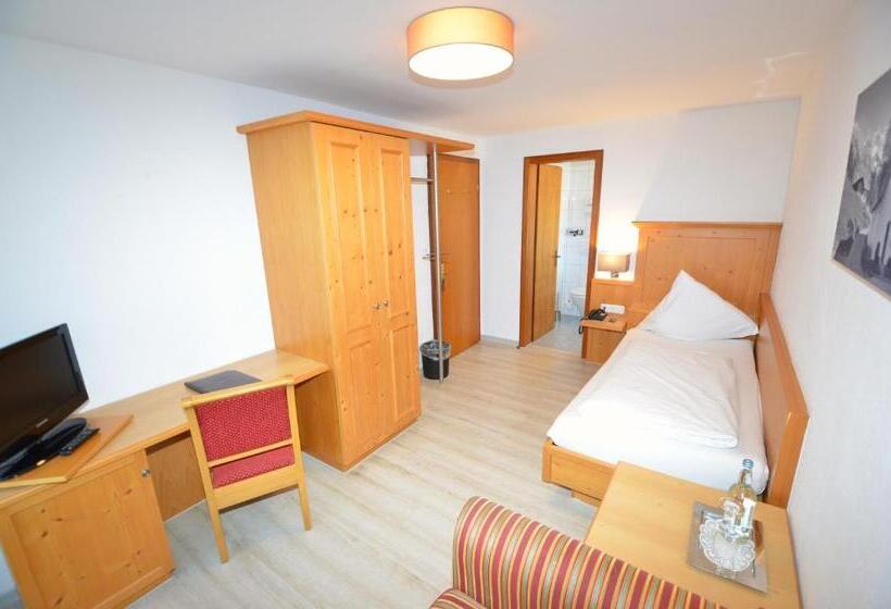 Standart Tek Kişilik Oda, Cafe Fuggerhof