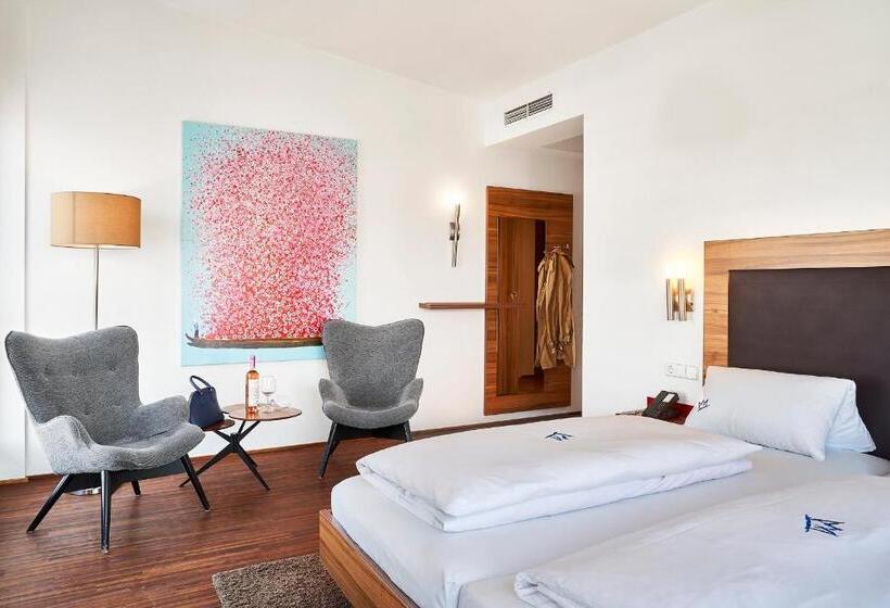 プレミアムルーム, City Krone