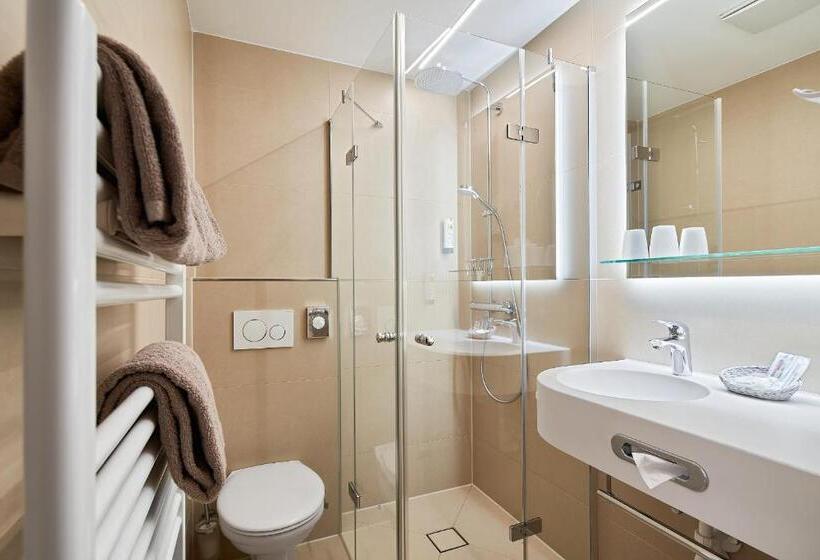 エコノミールーム, City Krone