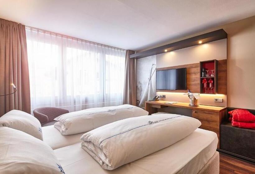 スタンダードルーム, City Krone