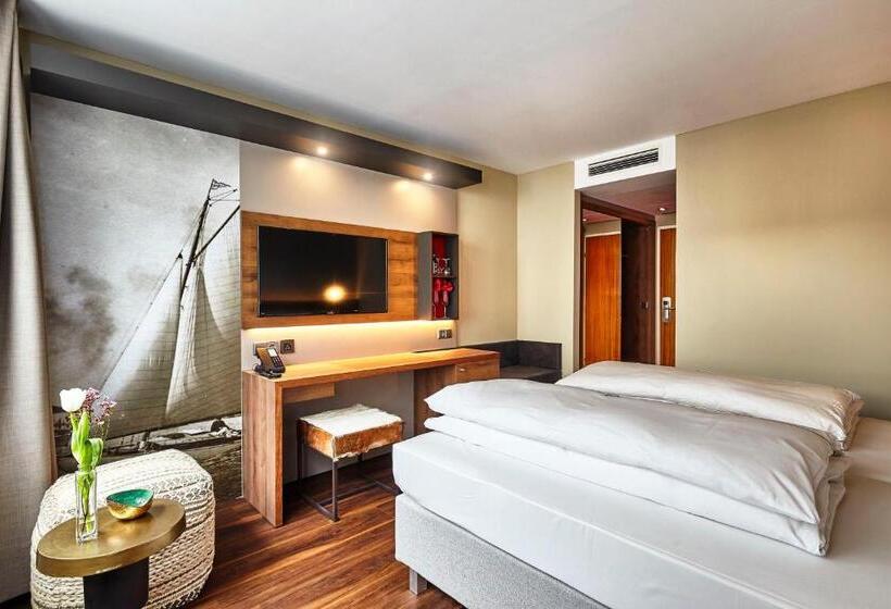 スタンダードルーム, City Krone