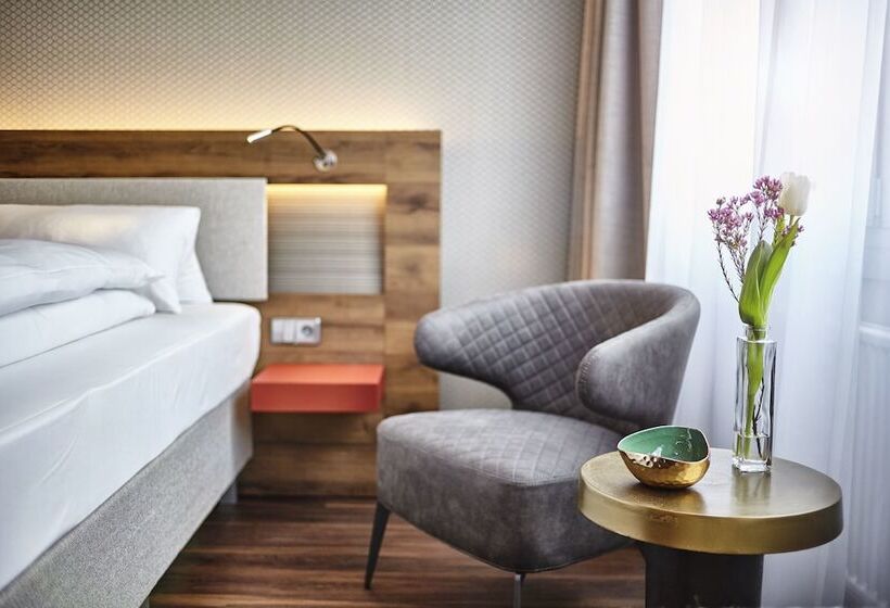 スタンダードルーム, City Krone