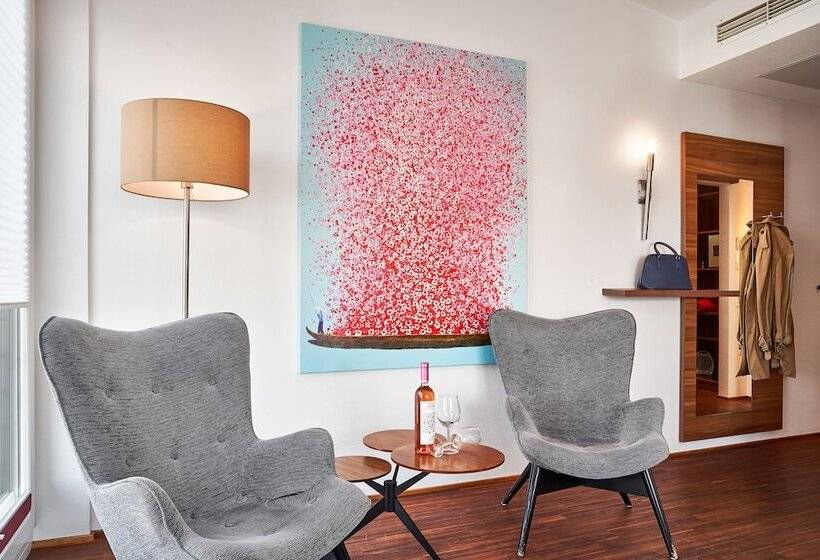 プレミアムルーム, City Krone