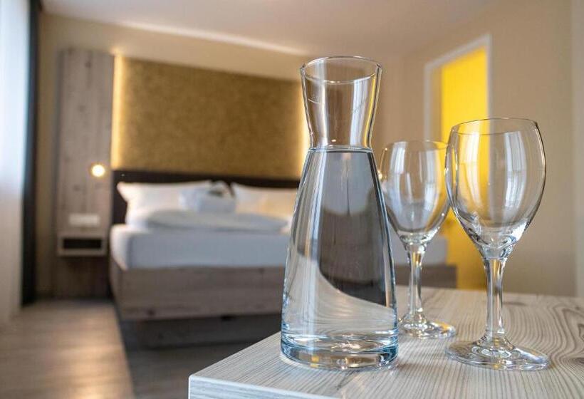 デラックスジュニアスイート, Dirsch Wellness & Spa Resort