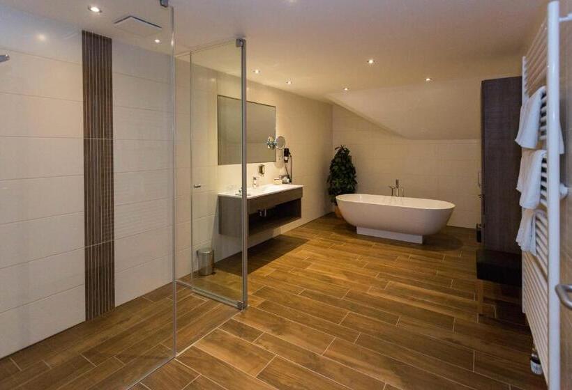 Люкс Повышенной Комфортности, Dirsch Wellness & Spa Resort