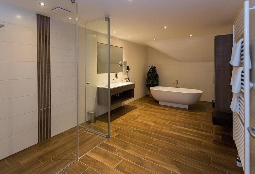 デラックススイート, Dirsch Wellness & Spa Resort