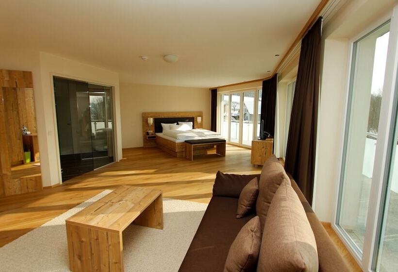 デラックスジュニアスイート, Dirsch Wellness & Spa Resort