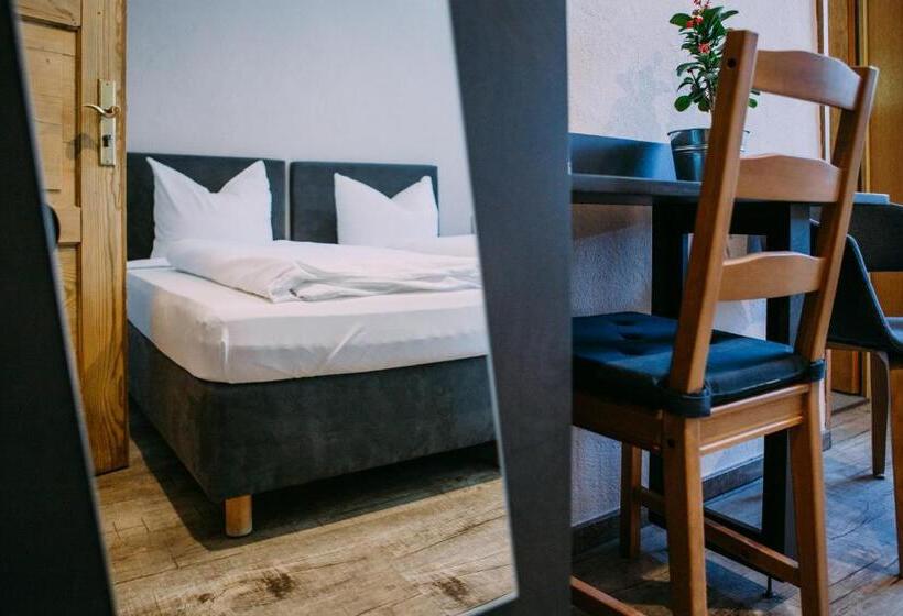 Номер Стандарт, Restaurant Nöth