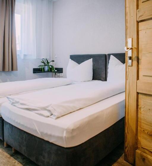 Номер Стандарт, Restaurant Nöth