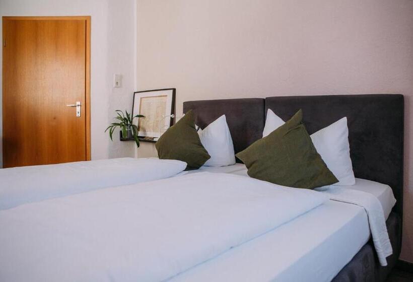 Номер Стандарт, Restaurant Nöth