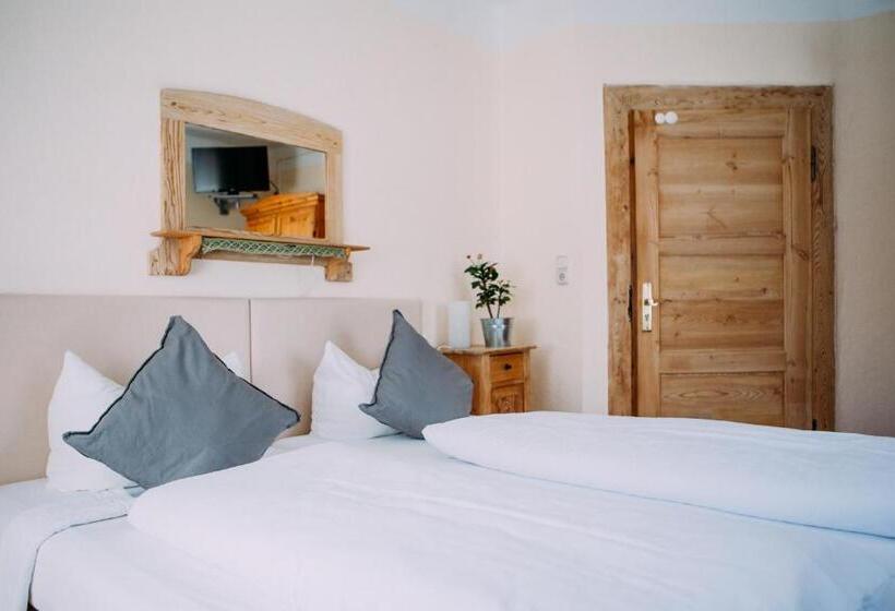 Номер Стандарт, Restaurant Nöth