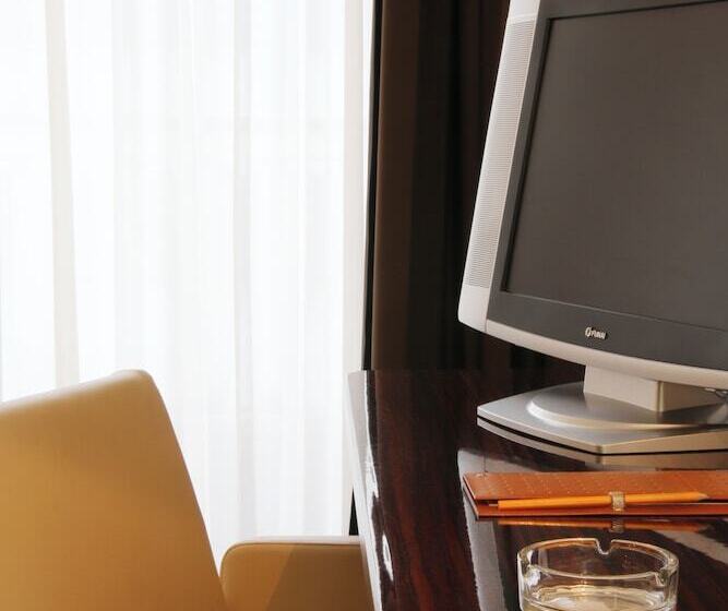 اتاق سوپریور یک تخته, Helvetia Hotel Munich City Center