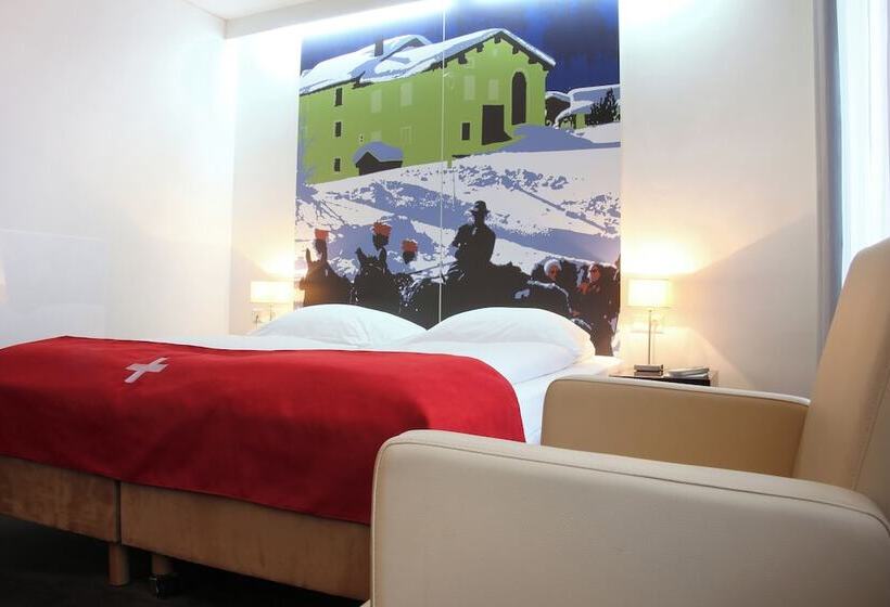 Номер Стандарт Трехместный, Helvetia Hotel Munich City Center