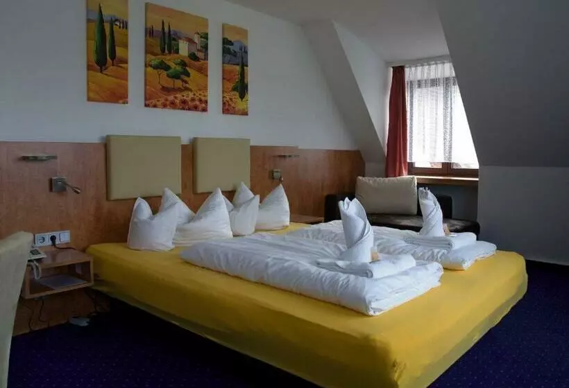 اتاق استاندارد, Hembacher Hof