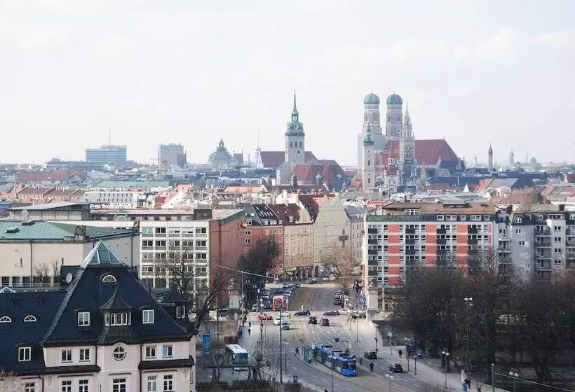 Premium Room City View, Holiday Inn Munich City Centre, An Ihg
