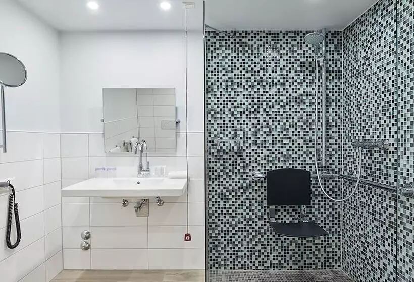 اتاق استاندارد برای معلولان, Holiday Inn Munich City Centre, An Ihg