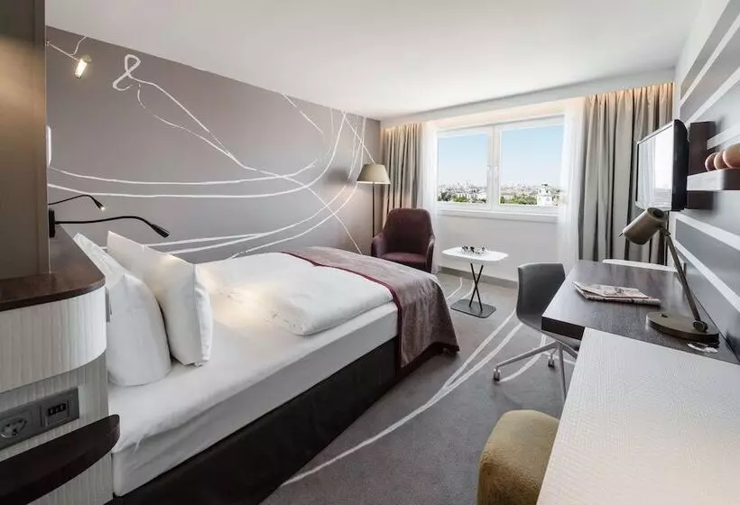 Premium Room City View, Holiday Inn Munich City Centre, An Ihg
