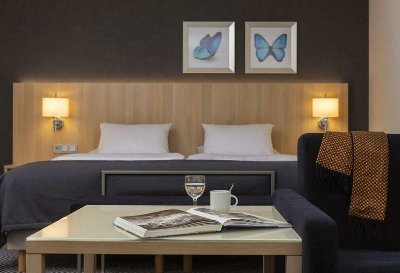 غرفة سوبيريور عائلية, Maritim Hotel Würzburg