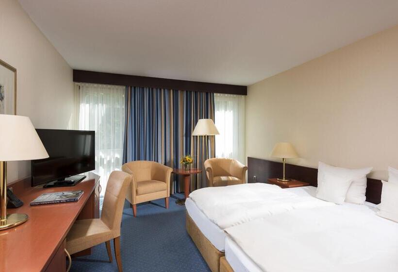 Классический Номер, Maritim Hotel Würzburg