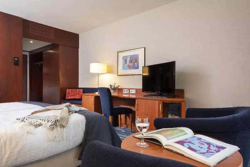 スタンダードルーム, Maritim Hotel Würzburg