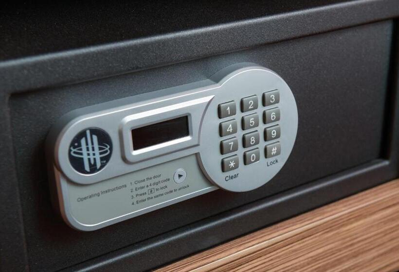 Quarto Triplo Estandar, Munich City