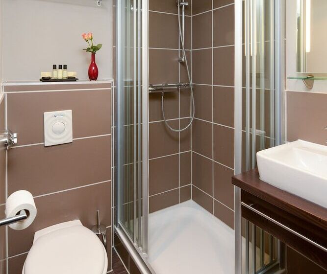 Quarto Estandar Individual, Munich City