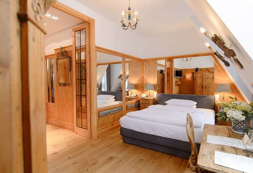 Номер Стандарт, Opera