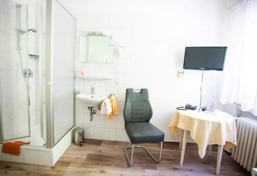 Standard Single Room Shared Bathroom, Restaurant Sennerbad