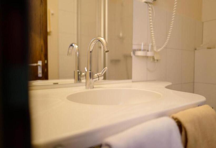 バルコニー付きスタンダードルーム, Restaurant Sennerbad