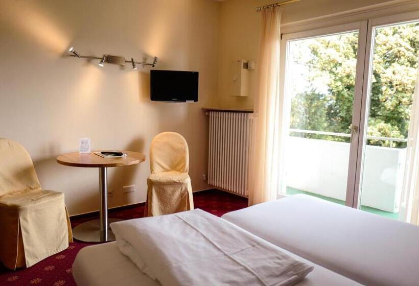 バルコニー付きスタンダードルーム, Restaurant Sennerbad