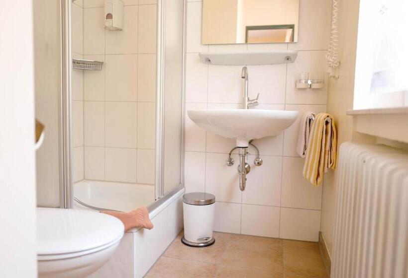 スタンダードルーム, Restaurant Sennerbad