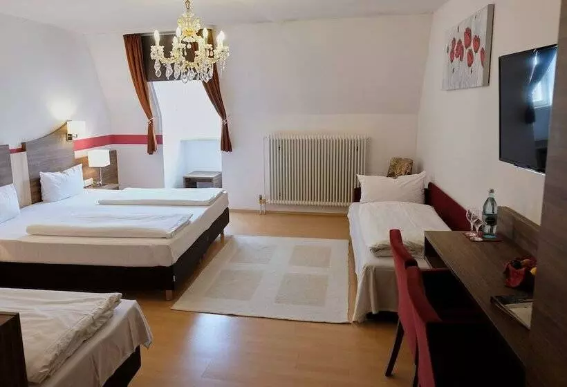 スタンダード４人部屋, Romantica Hotel Blauer Hecht