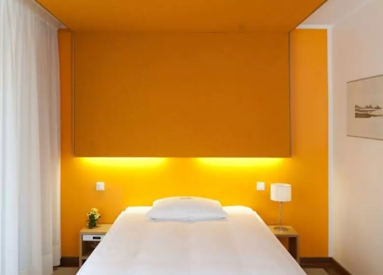 スタンダードシングルルーム, Seehotel Leoni
