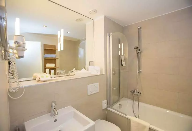 レイクビュースタンダードルーム, Seehotel Leoni