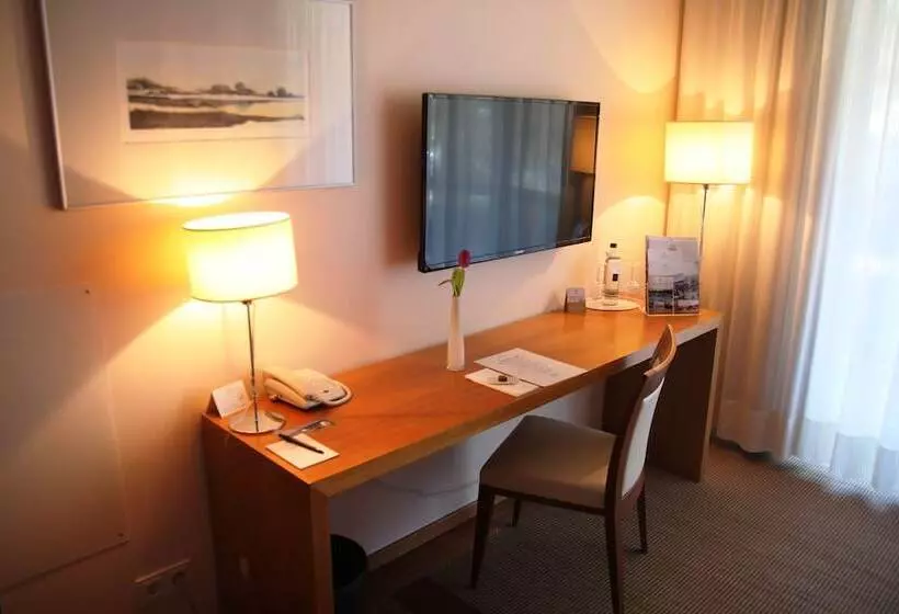 レイクビュースタンダードルーム, Seehotel Leoni