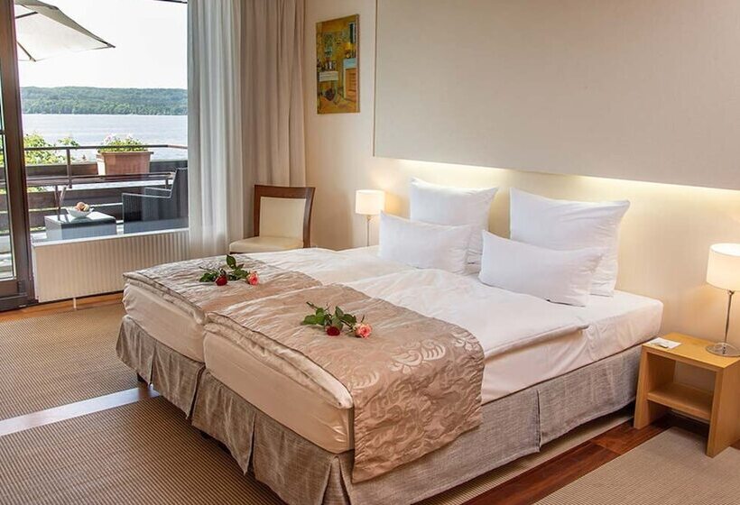 Номер Стандарт Вид на Озеро, Seehotel Leoni