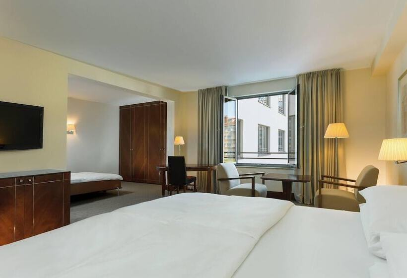 Номер Executive, Sheraton Carlton  Nuernberg